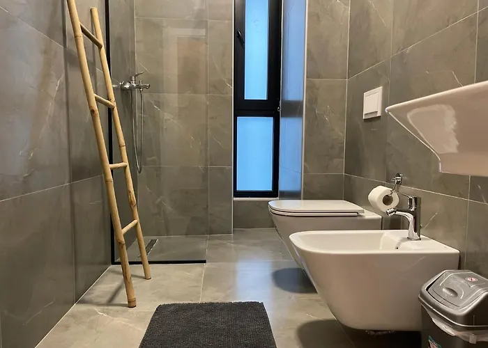 Apartament Square 21 *